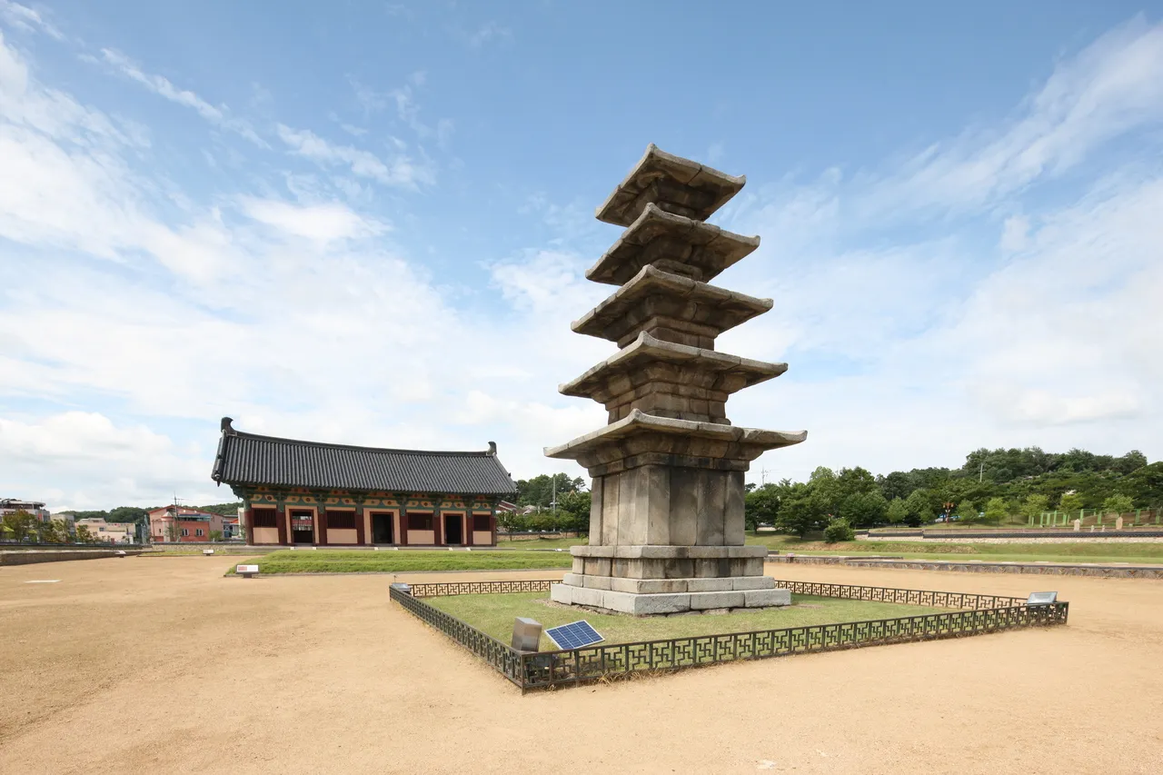 Buyeo, Five-story Stone Pagoda at Jeongnimsa Temple Site